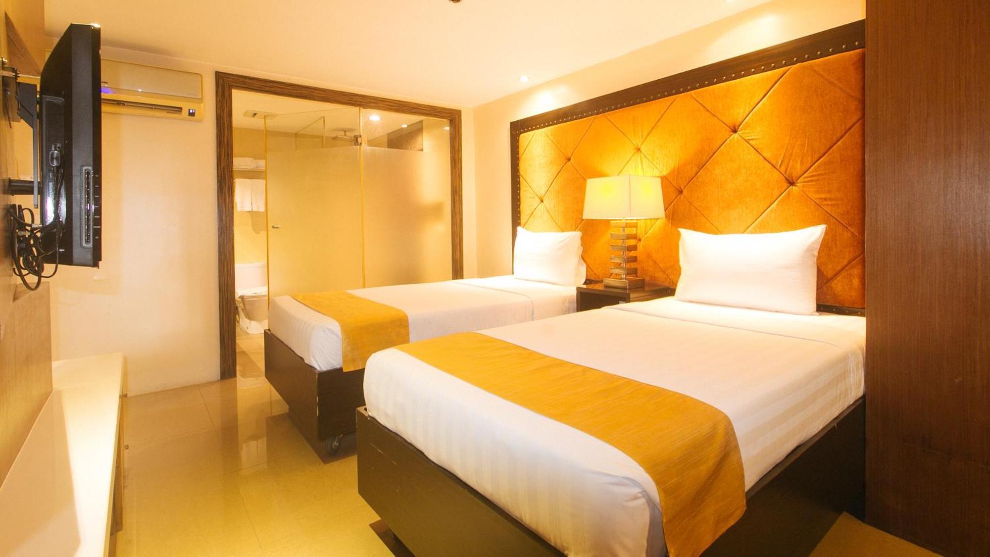 Torre Venezia Suites Quezon City Exterior foto